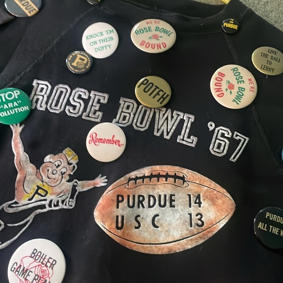 Purdue University Rose Bowl '67 Sweatshirt. Numerous vintage pins… one of a kind - Picture 1 of 6